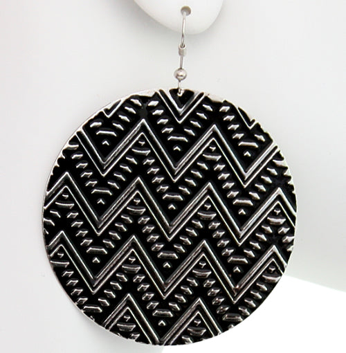 Black hammered earrings