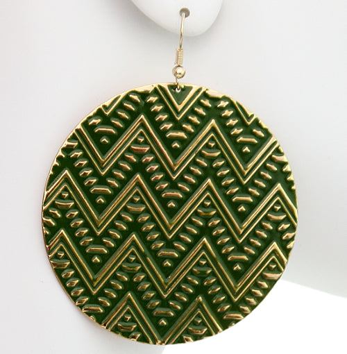 Green curve angles earrings