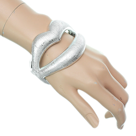 Silver Sexy Large Lips Hinged Bracelet